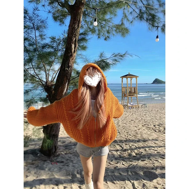 Moses Queen/魔西女王美式慵懒风麻花连帽针织外套百搭宽松型