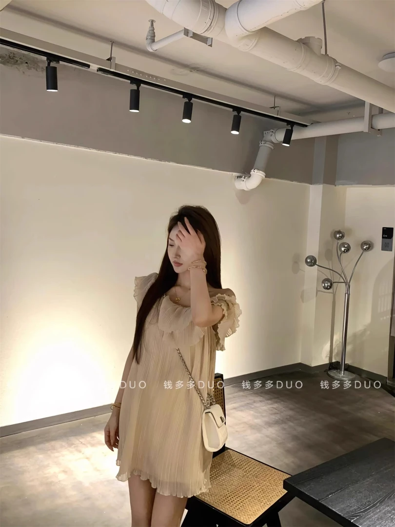 海边度假吊带裙无袖甜美荷叶边连衣裙小个子法式褶皱气质温柔裙子