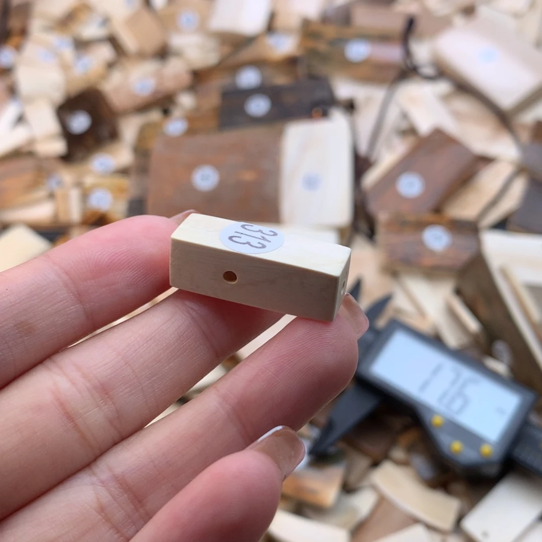 泥塑不打孔联系客服