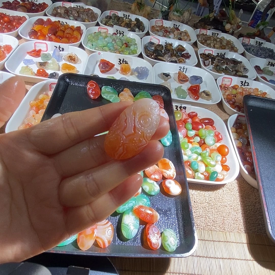 玛瑙/玉髓合金珠宝奇石