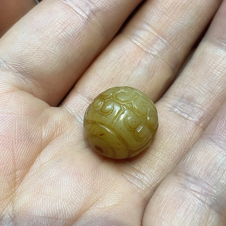 未镶嵌戒指和田玉