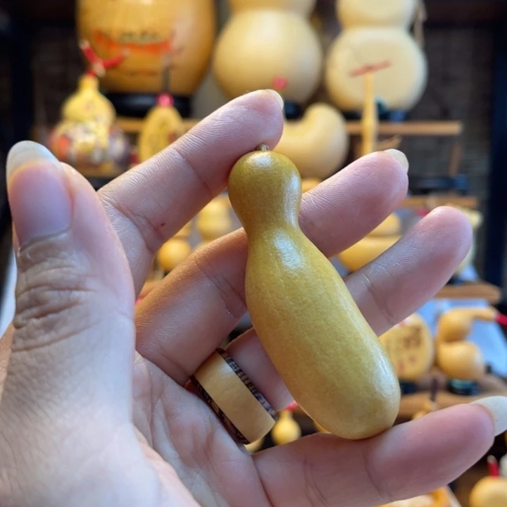 隔***王天然葫芦自然生长
