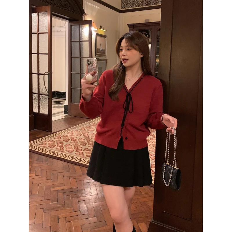 【ALINDM年终大清仓】胖mm红色圣诞毛衣200斤v领针织开衫女DM23117