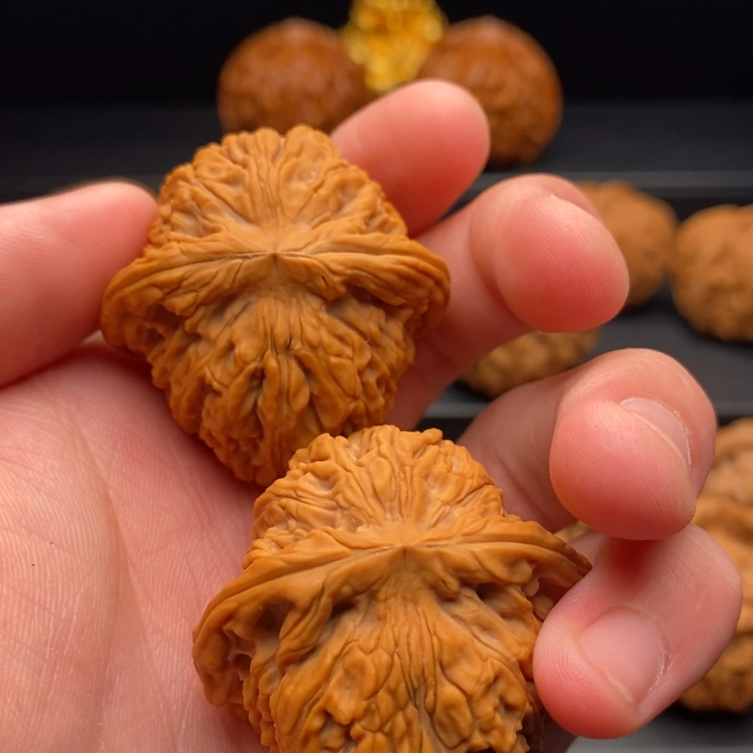 阿***川文玩核桃把件核老闷