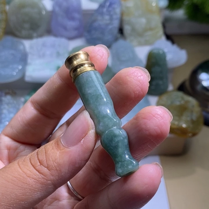 【闪购商品】颈饰未镶嵌翡翠烟嘴