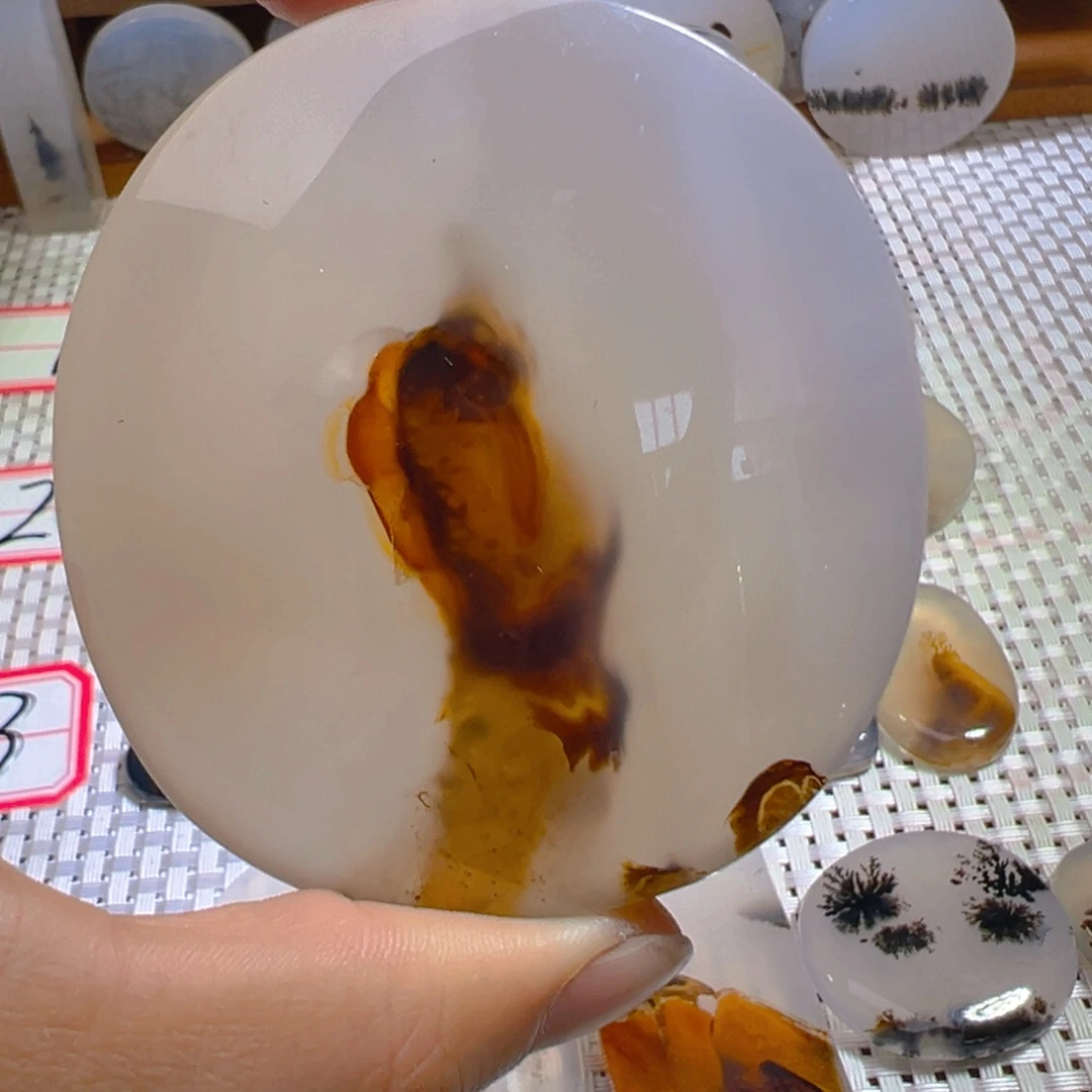 玛瑙/玉髓未镶嵌颈饰