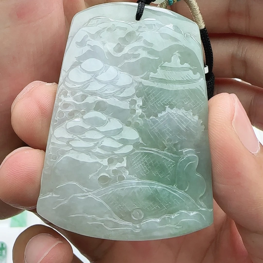 T****翡翠未镶嵌颈饰翡翠