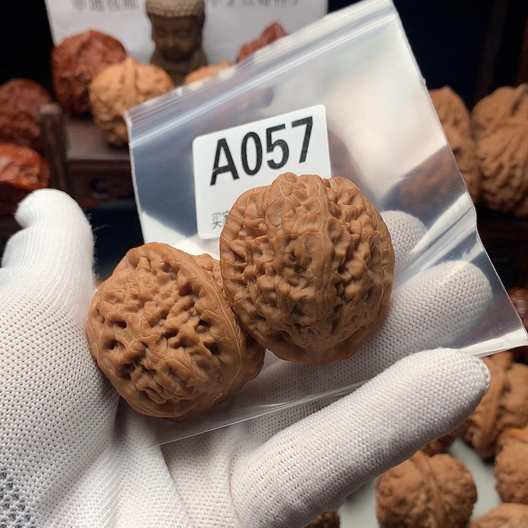 小***乔核桃红锦鲤核桃057