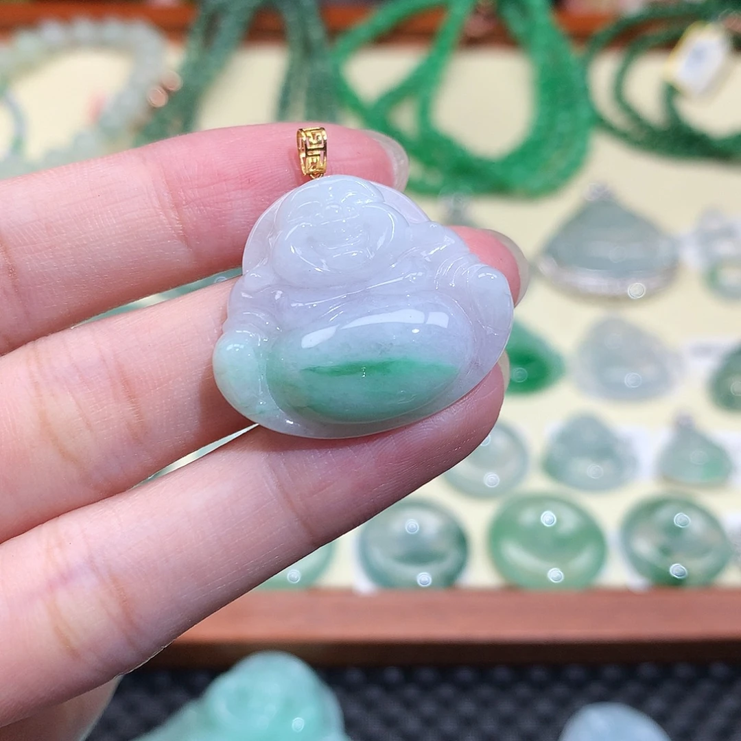 翡翠未镶嵌颈饰挂件