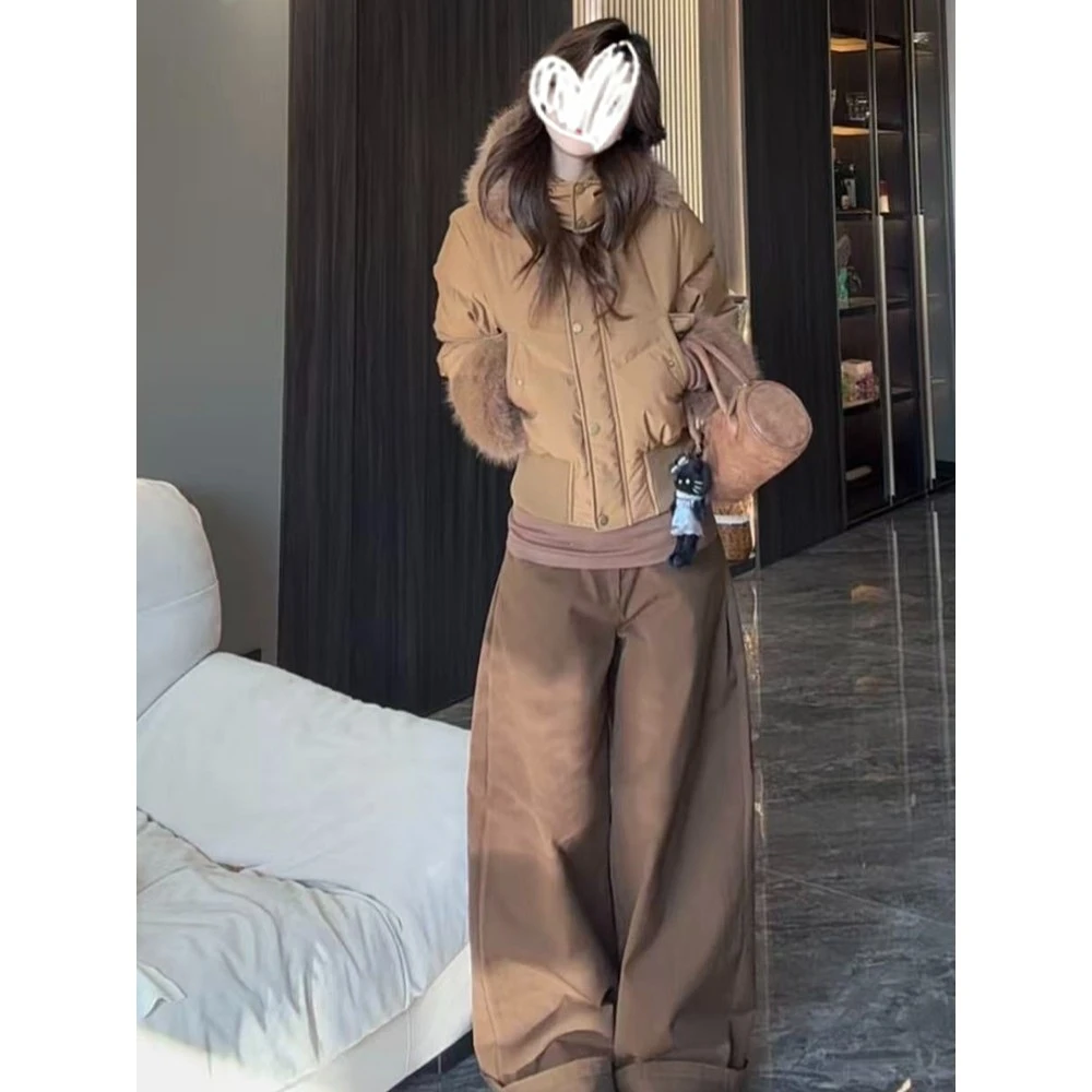 雪顶奶泡 棕色毛领连帽女2025冬季新款短款设计保暖休闲棉衣外套