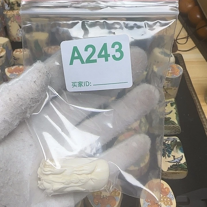 天然猛犸象牙雕刻品
