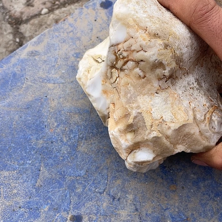 请****有机玻璃奇石怪石摆件