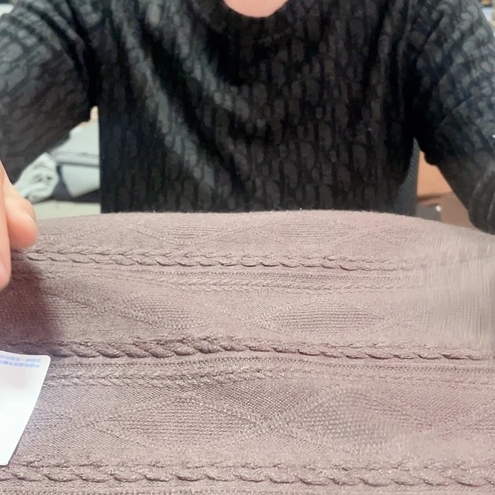 咖啡色小麻花辫羊绒两米