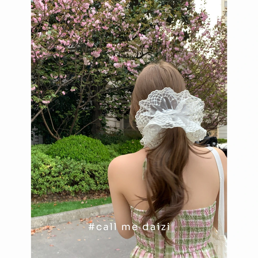 拍照出片~白色蕾丝花边高级感流行百搭大肠发圈双层网纱发饰