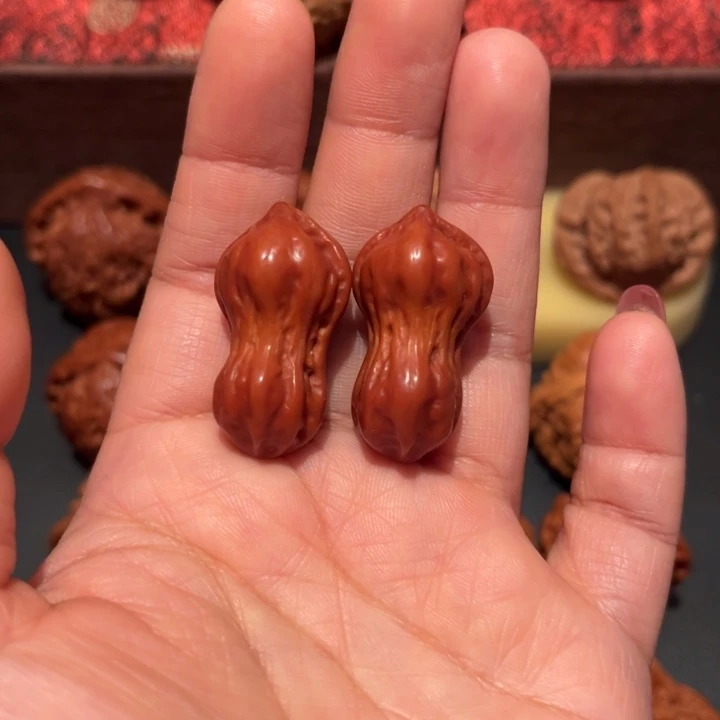 文玩核桃吊坠小花生