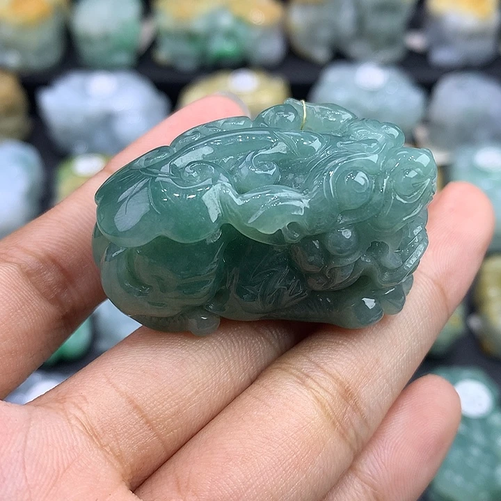 翡翠未镶嵌颈饰天然缅甸翡翠