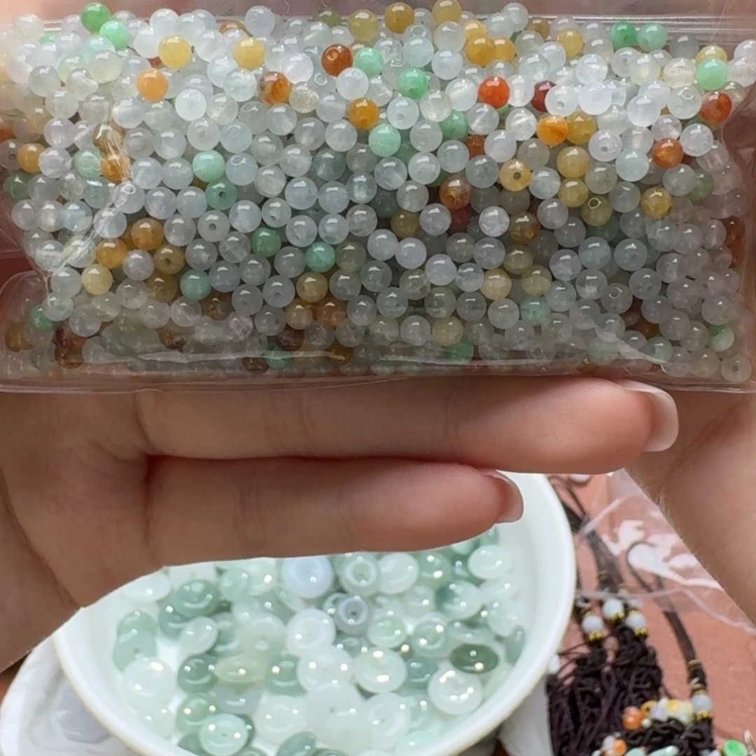 未镶嵌挂件翡翠福利40个，不包邮，拍一单邮费发货