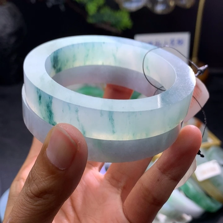 定制翡翠冰种冰飘蓝花未镶嵌