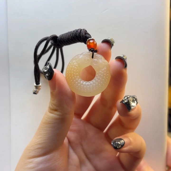 宋***记石英质玉黄蜡石挂件未镶嵌