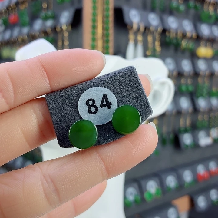 和田玉18K金镶嵌耳饰