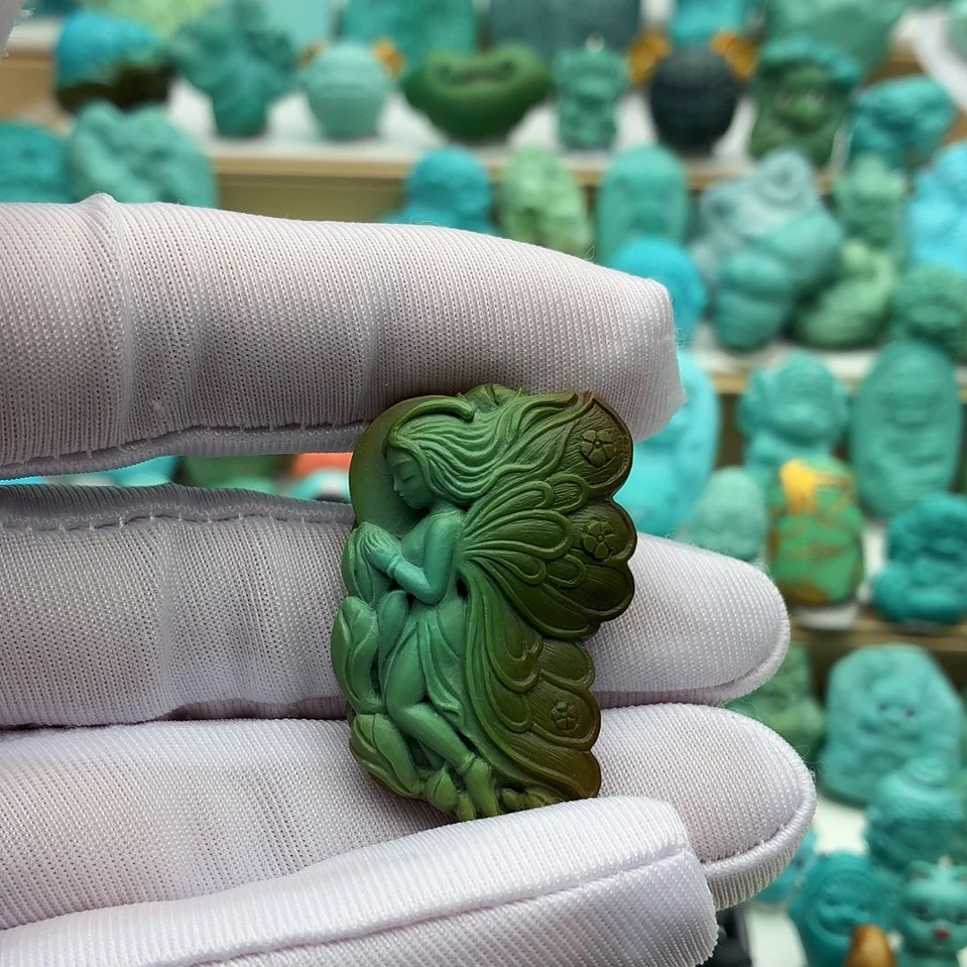 开***元绿松石未镶嵌饰品