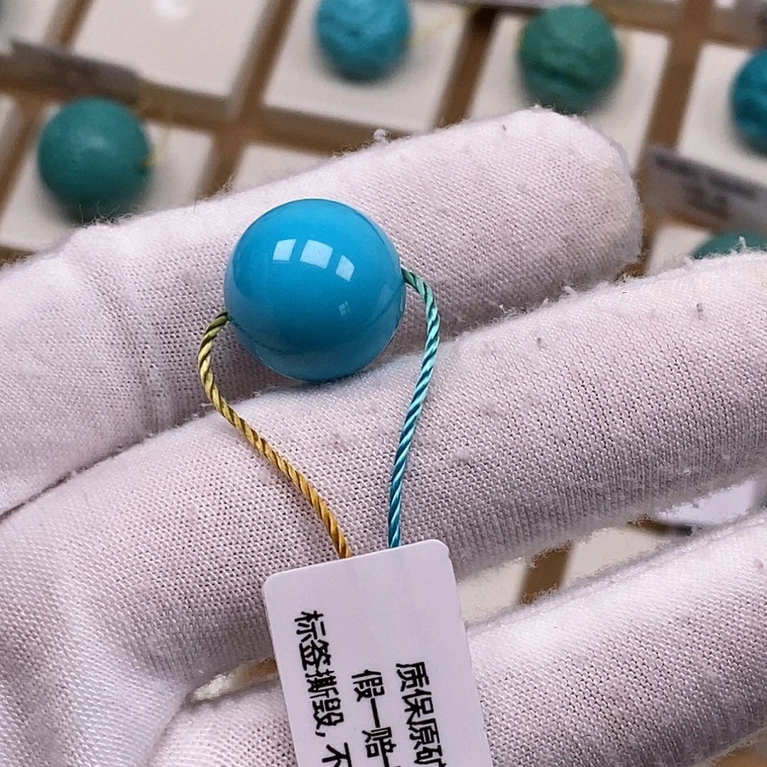 乖***乖绿松石未镶嵌珠宝奇石