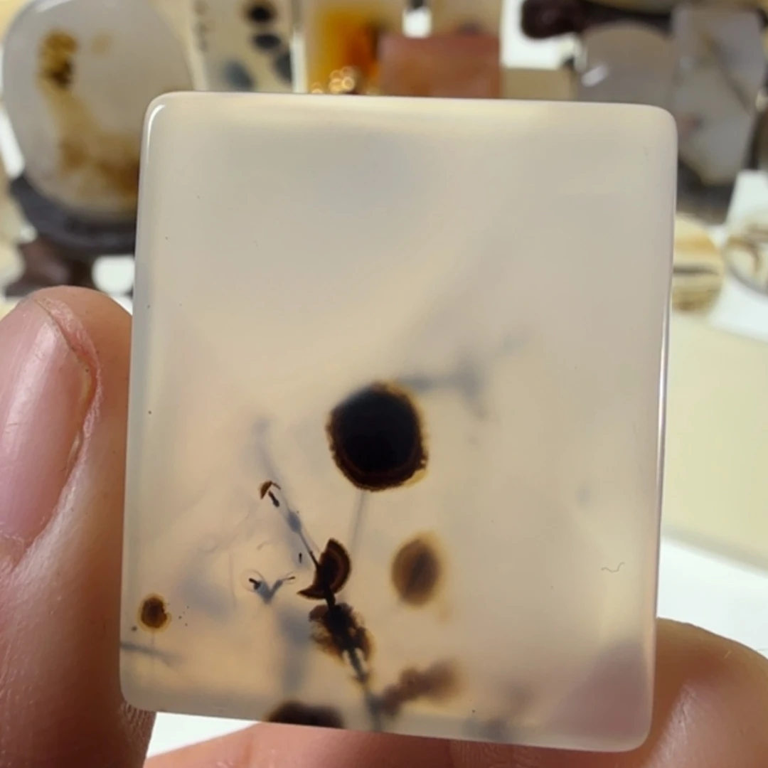 玛瑙/玉髓未镶嵌珠宝半成品