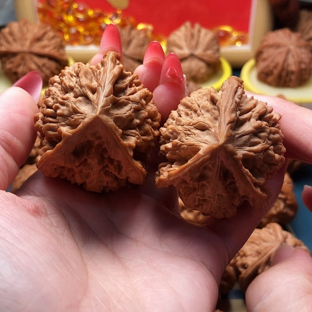 把件文玩核桃官帽三棱 全品 人奔 46