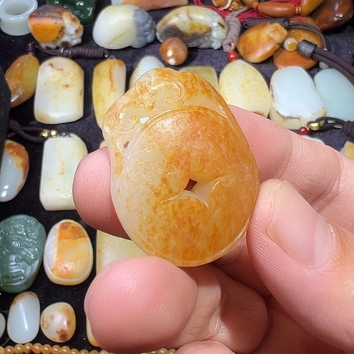 和田玉未镶嵌吊坠(不含链)