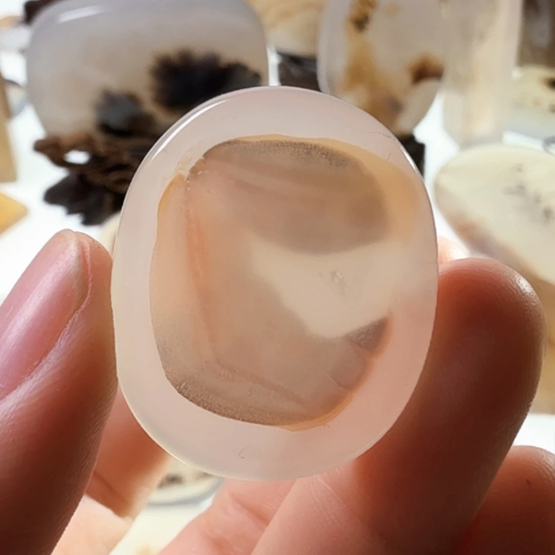 玛瑙/玉髓未镶嵌珠宝半成品