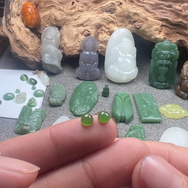 和田玉（碧玉）未镶嵌颈饰