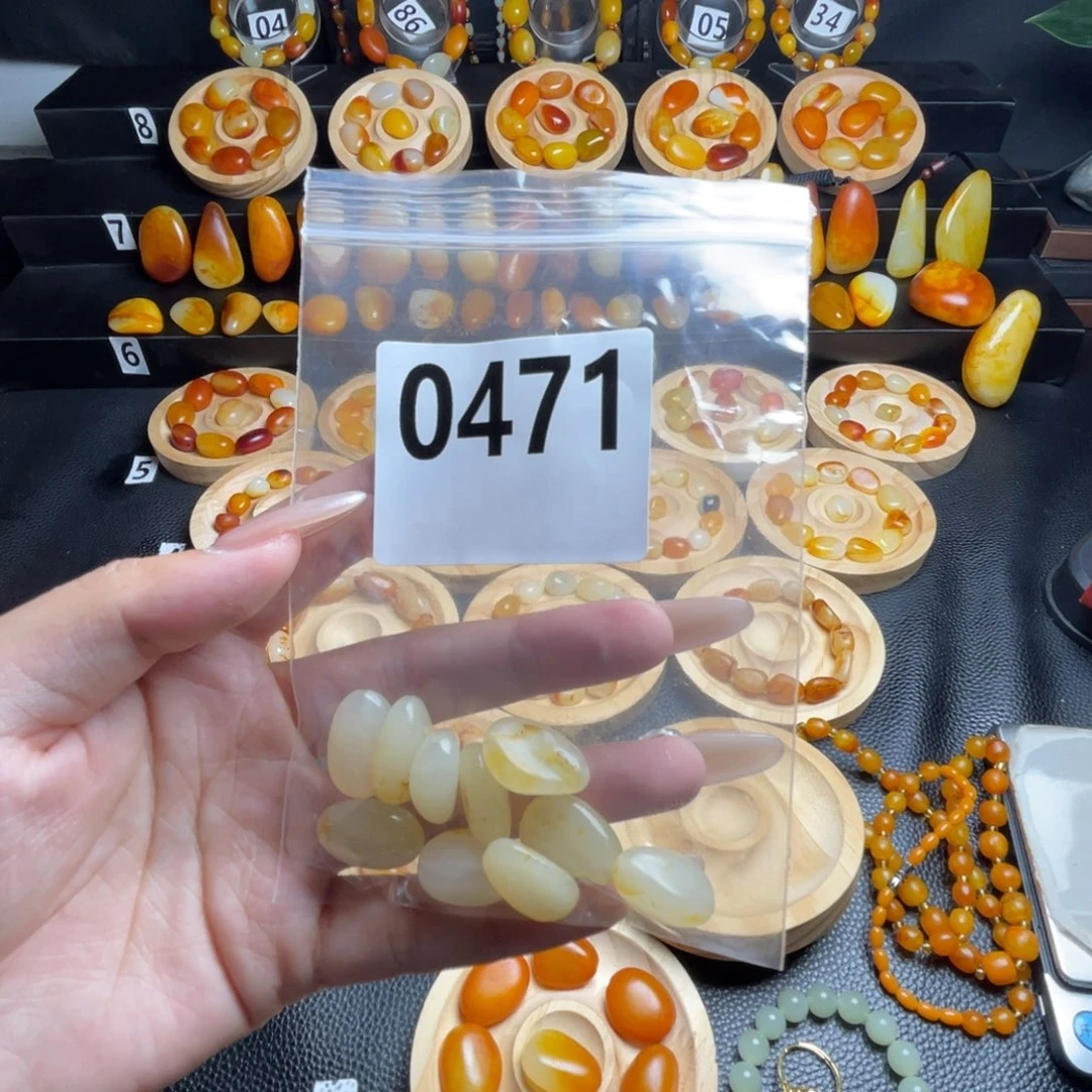 手串未镶嵌和田玉是**周