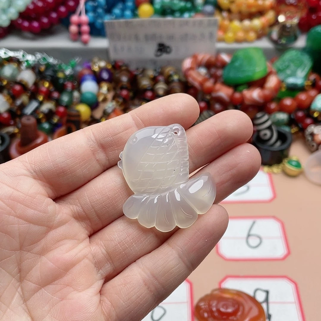 玛瑙/玉髓颈饰合金蔡*多