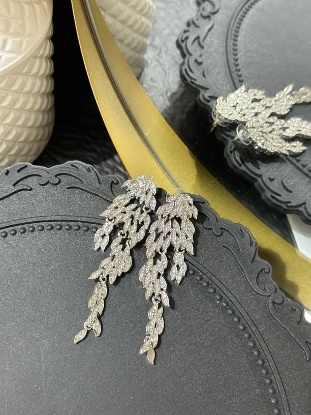 925银耳饰 LARVINA银色长款聚会必备款耳环