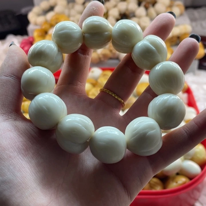 ƪ***雅菩提根/象牙果吊坠全品屁桃手串卡18-19