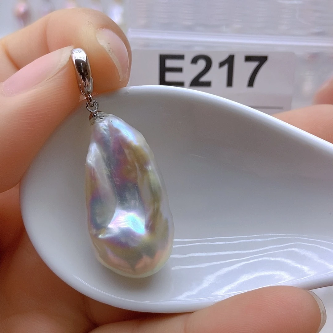 未镶嵌淡水珍珠颈饰