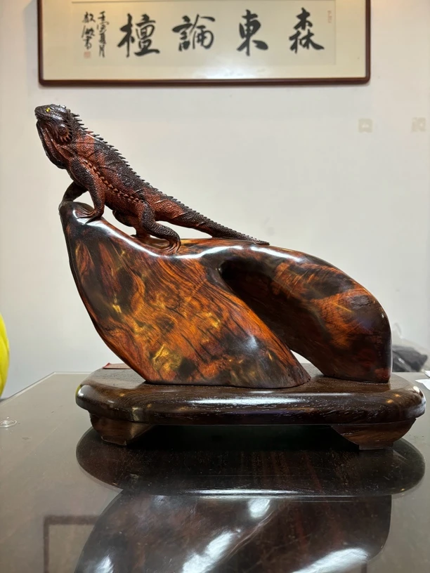 檀论东森摆件酸枝吸亿