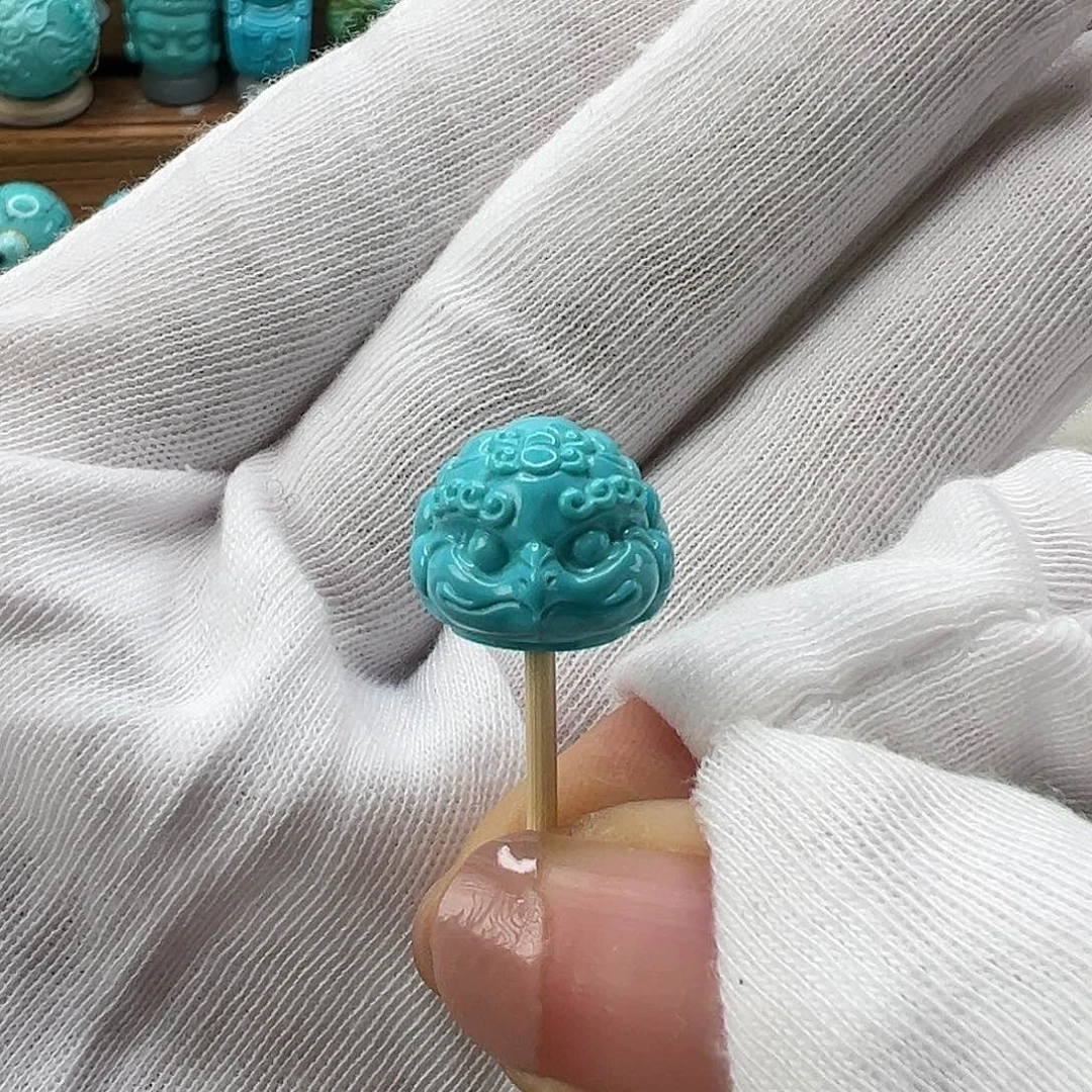 绿松石配饰未镶嵌