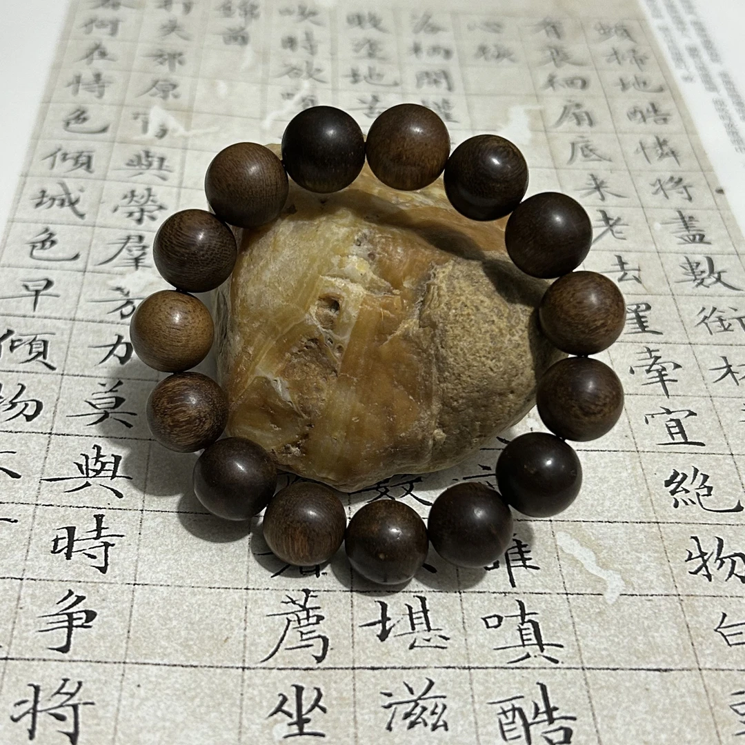 z-1056【巴布亚树心留疤沉香】14mm，23.83g