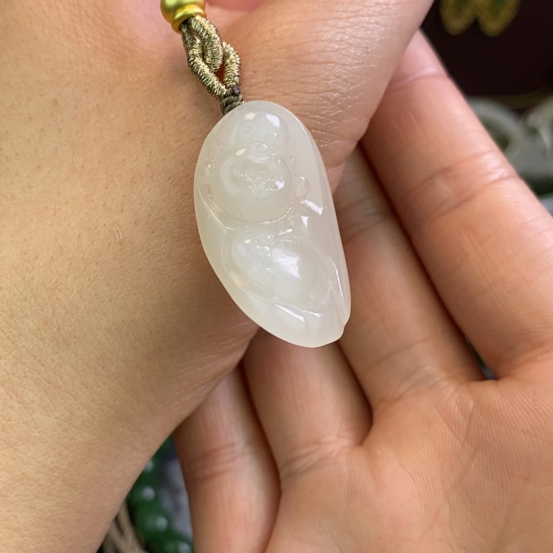 和田玉颈饰未镶嵌