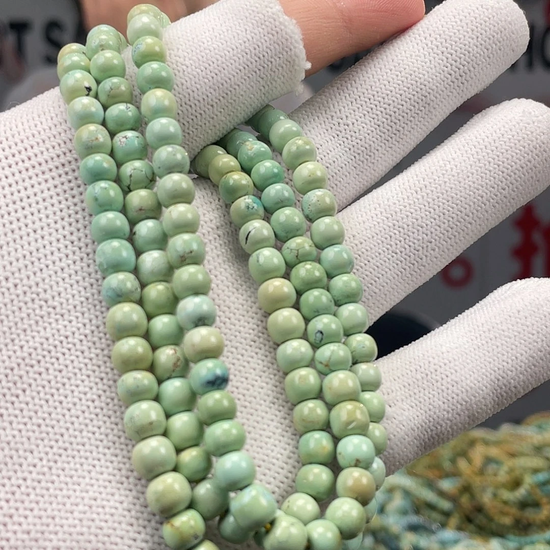 绿松石未镶嵌挂件