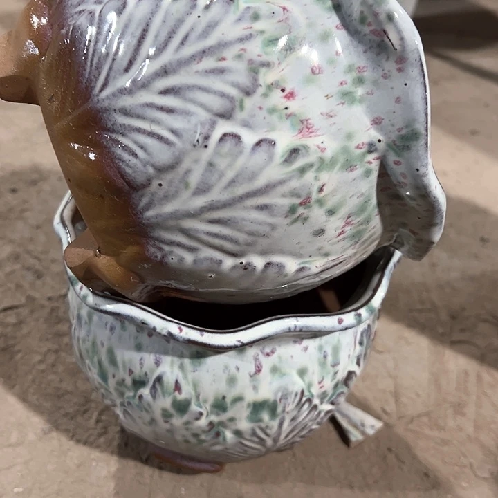 红陶瑕疵17-14两个