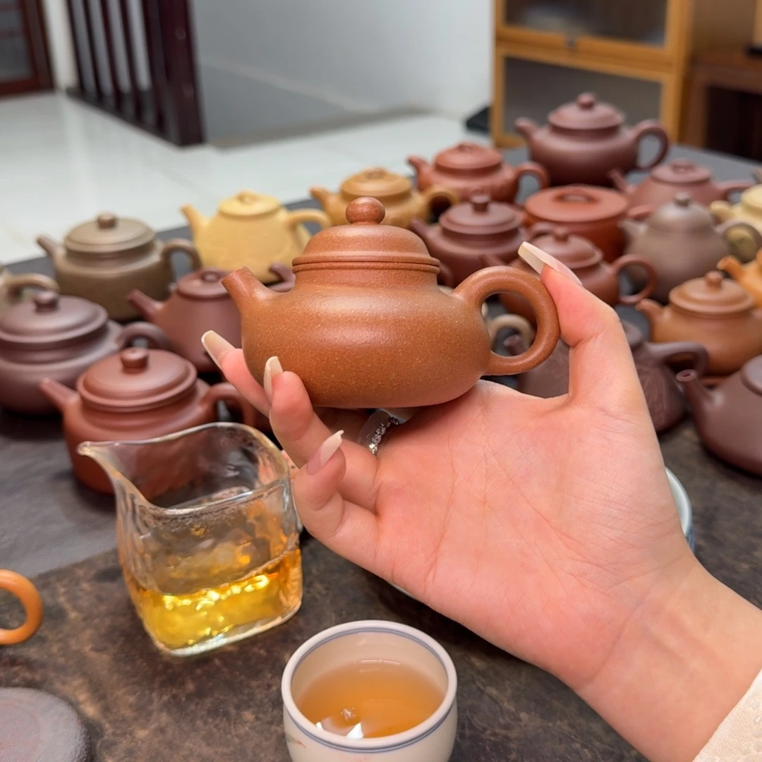 紫砂茶壶黄降坡 130cc