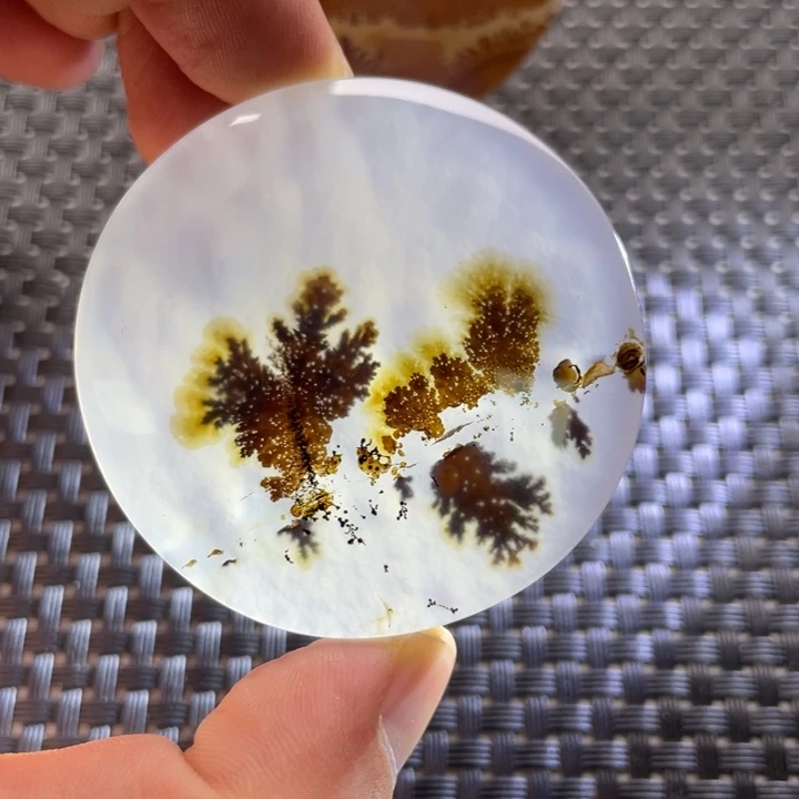 远***行玛瑙/玉髓未镶嵌颈饰