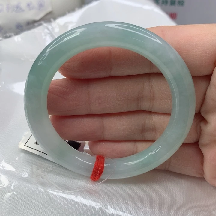 未镶嵌手镯（圆镯）翡翠31