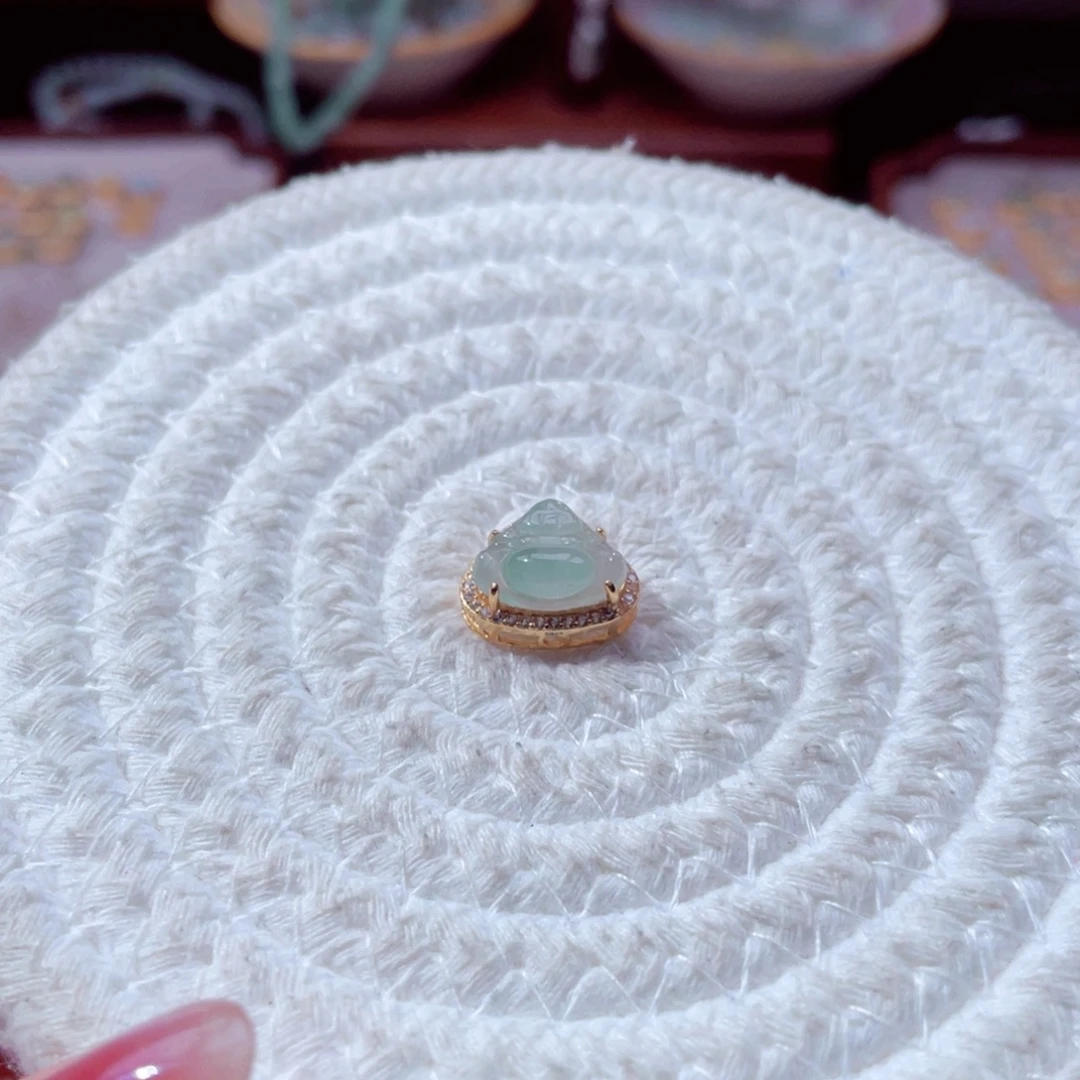 翡翠银S925镶嵌颈饰佛公