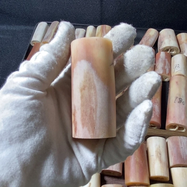 大叶紫檀（黑酸枝木类）