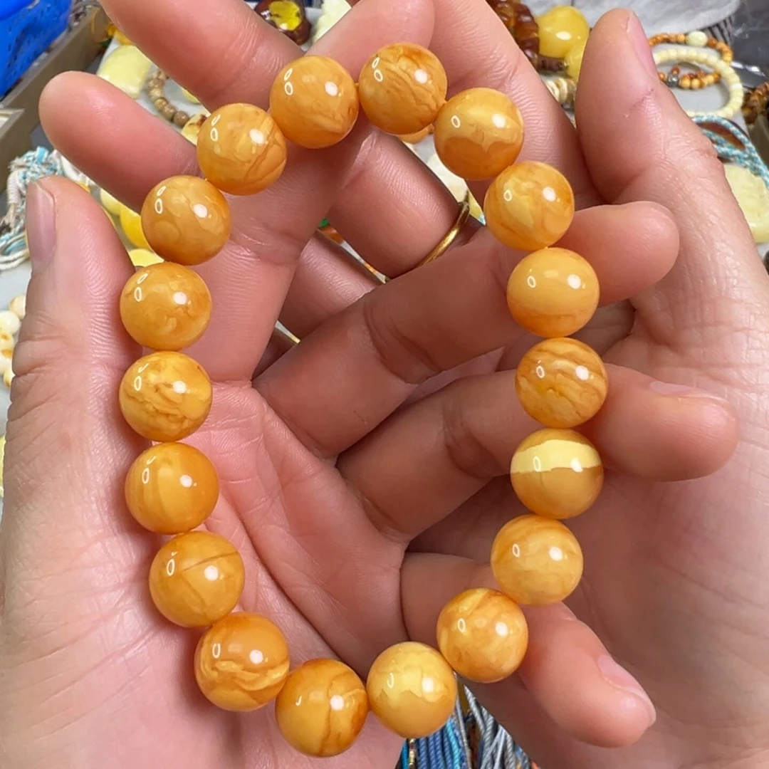 蜜蜡裸石未镶嵌蜜蜡