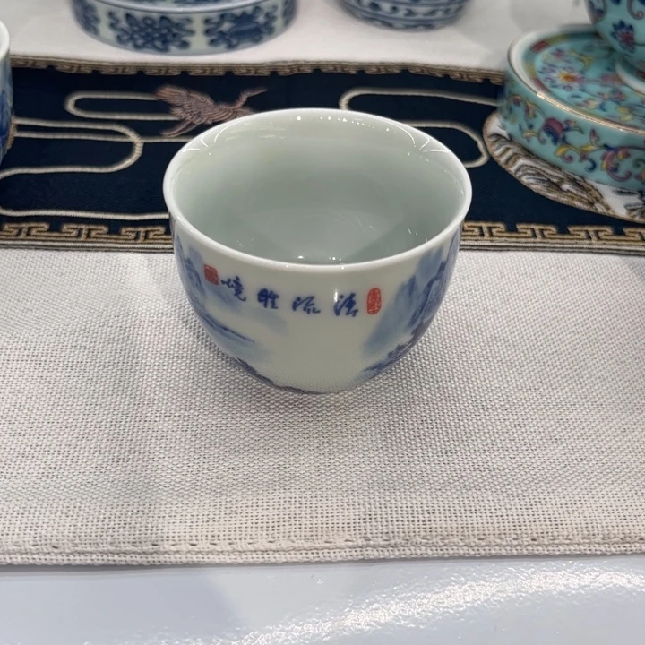 胖***.客杯一个青花釉里红