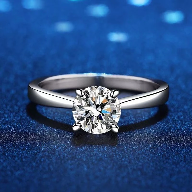 925银莫桑石银制品 【周家四爪女戒】0.5-2克拉    婚戒/合成碳硅石